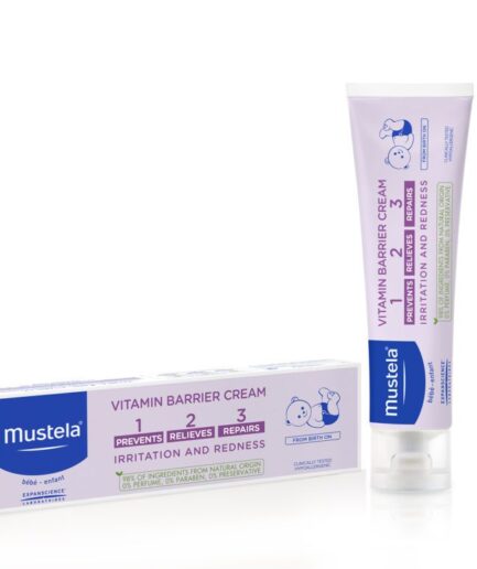 MUSTELA Vitamin Barrier crema de scutec 100ml oferă o îngrijire completă fundulețului bebelușului la fiecare schimbare a scutecului .